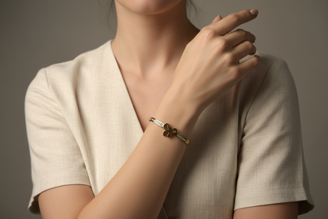 02T122501GD Elegant Gold Bracelet with Diamond Accents