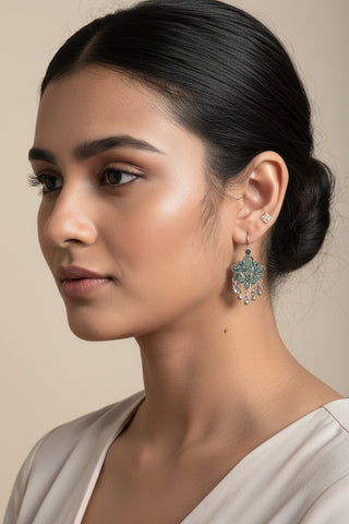 01O122508GR Oxidised Silver Pearl Chandbalis – Adjustable & Elegant