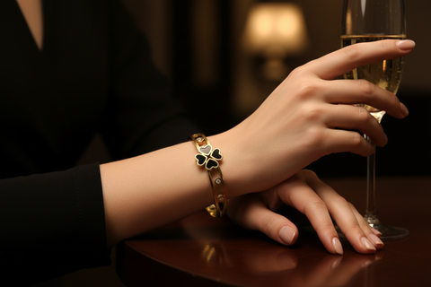 02T122503GD Elegant Gold Clover Charm Bracelet with Gem Accents