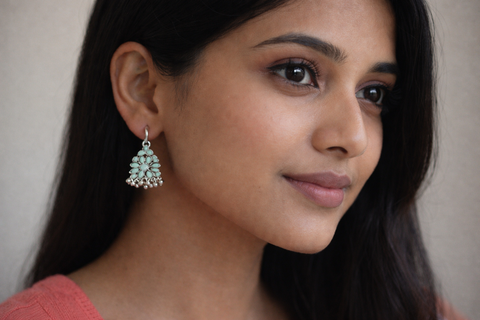 01O122502MR Oxidised Silver Pearl Chandbalis – Adjustable & Elegant