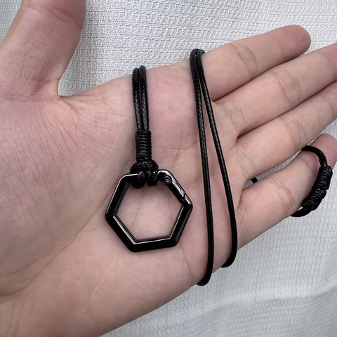 Unisex Adjustable Necklace for Your Glasses.