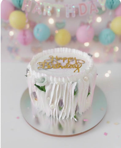 White Beauty Cake 🎂