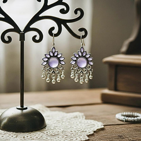 01O122507VL Oxidised Silver Pearl Chandbalis – Adjustable & Elegant