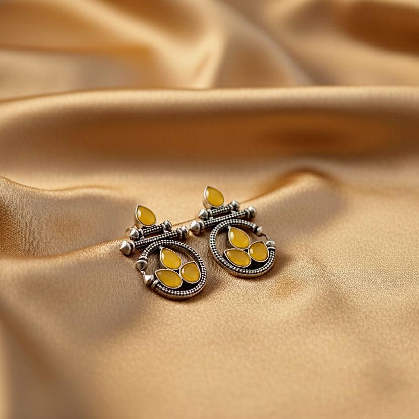 01O122514BL 01O122515YL Oxidised Silver Pearl Earrings – Elegant & Timeless
